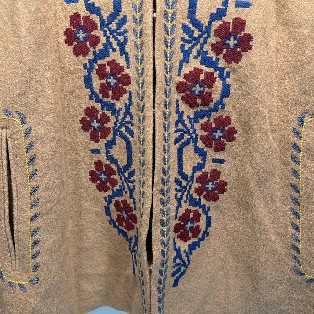 Tan Poncho with Blue Maroon & Yellow Floral Embroidery Champagne and Strawberry - Picture 6 of 10